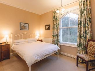 Bed and breakfast Newtown Superior kingsize room with Wifi